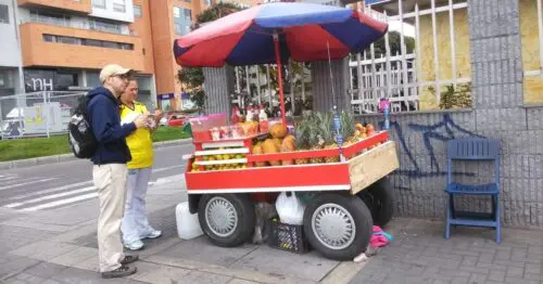 JUGO DE NARANJA DE DONA MARTHA BOGOTÁ JUGO DE NARANJA DE DONA MARTHA BOGOTÁ